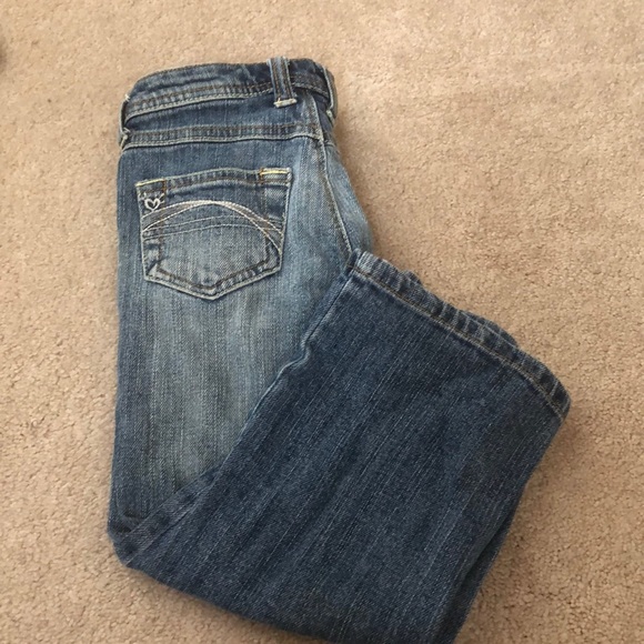 Jean Capri - Picture 3 of 5